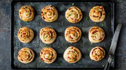 <b>Teig-Schnecken</b> mit Südtiroler Speck
                  