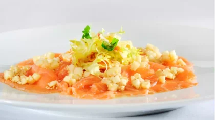 <b>Lachscarpaccio </b>mit Apfel-Marinade
                  