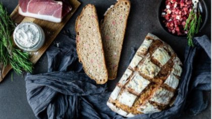 <b>Brot </b>mit Südtiroler Speck
                  