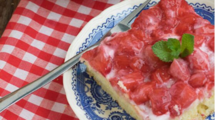 <b>Joghurt-Erdbeer</b>-Kuchen&nbsp;
                  