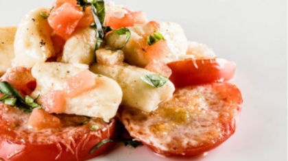 <b>Topfennocken </b>mit Tomaten 
                  