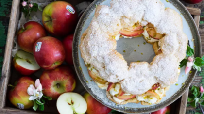 <b>Windbeutel </b>Kranz mit Karamell-Äpfeln
                  